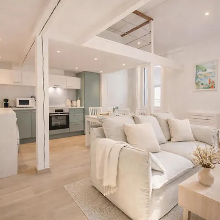 Апартаменты Les Palmiers, Center, Walk To Beach, Ac, Wifi Антиб
