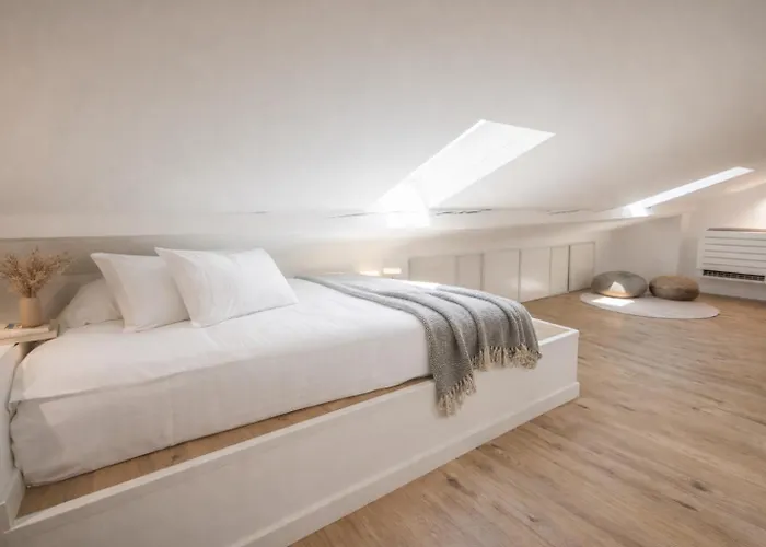 Апартаменты Les Palmiers, Center, Walk To Beach, Ac, Wifi *
